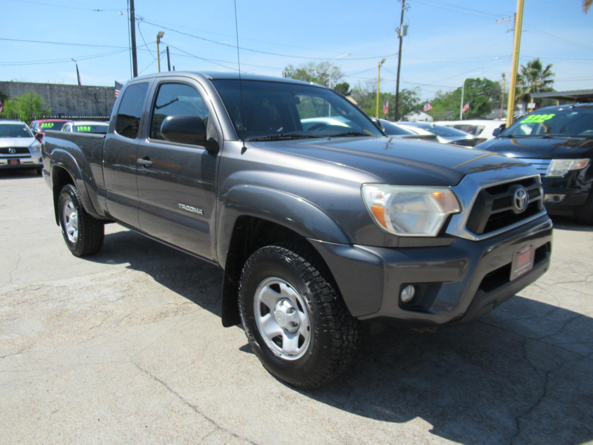 photo of 2012 Toyota Tacoma PreRunner Double Cab Auto 2WD